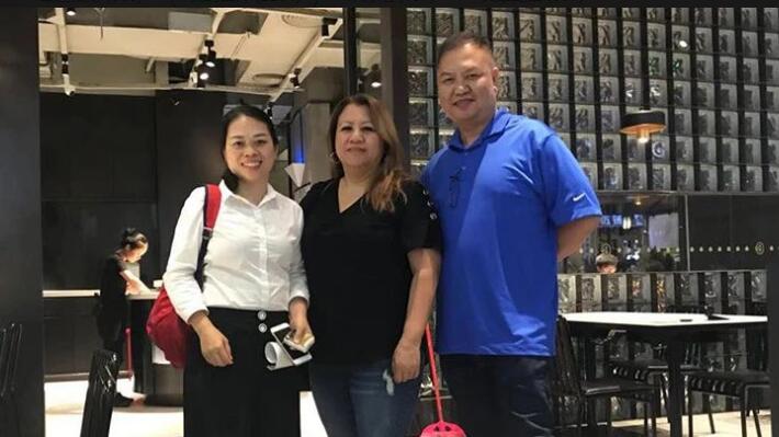 皮秒辉达注册客户合影.jpg 皮秒辉达注册客户合影.jpg