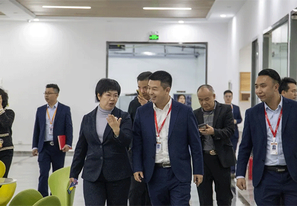福建省长汀县吕莉县长一行莅临辉达平台视察指导-5.png
